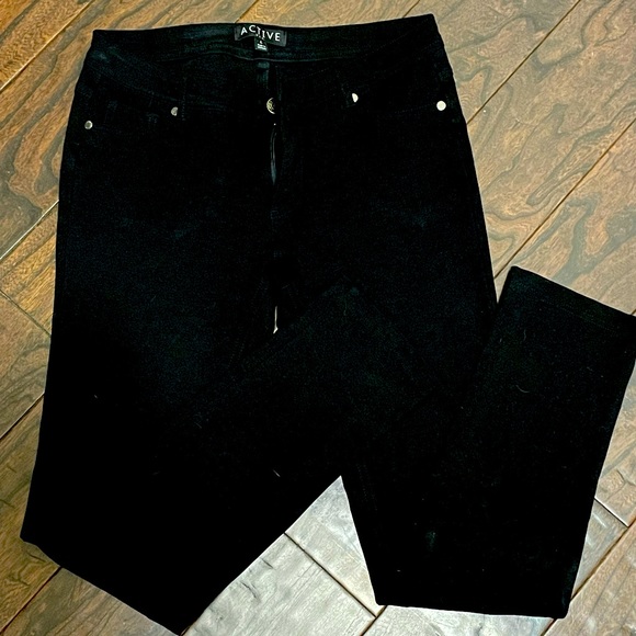 Active USA Black Jeggings - Large Used Great condition - Picture 1 of 3